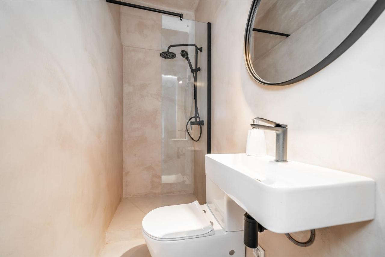 Apartamentos Gran Via 732 Barselona Dış mekan fotoğraf